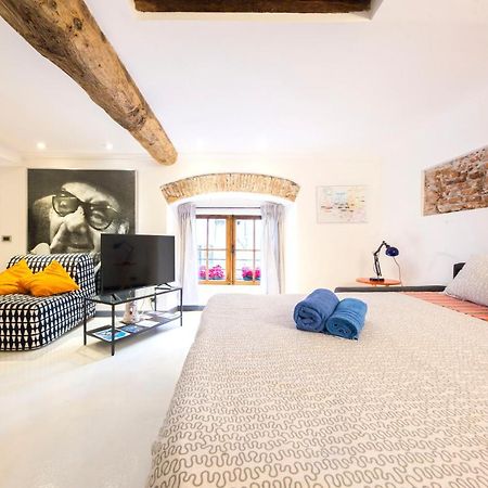 Loft La Citta Vecchia Apartment Genoa Bagian luar foto