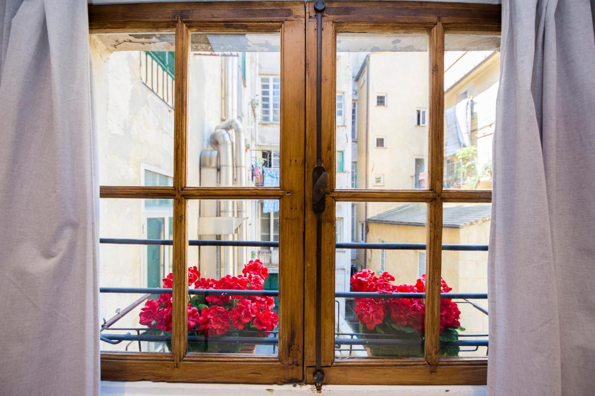 Loft La Citta Vecchia Apartment Genoa Bagian luar foto